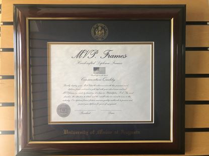UMA Diploma Frame - Wood / Gold Print